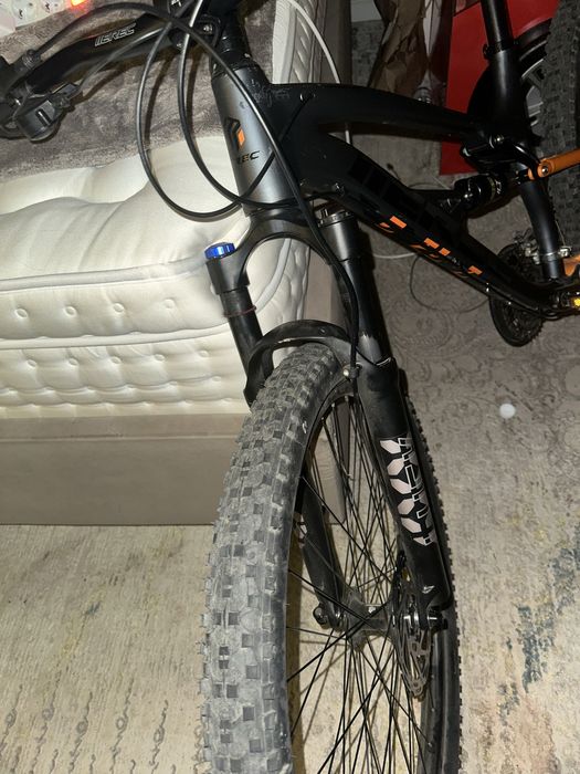 Двух подвес ерик