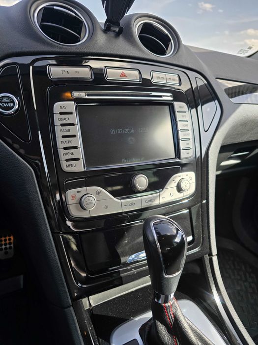 Ford Mondeo Mk4 din 2010 , Titanium , 2.0 Benzina , 203 CP