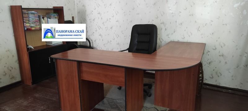 Продава се Къща в Плевен, Идеален център - 194 кв.м за 1160 €/кв.м - Снимка #4