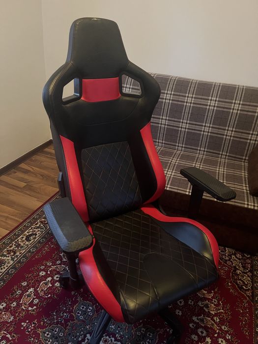 Scaun gaming corsair
