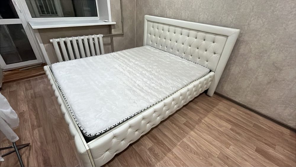Продам Кровать состояние хорошее