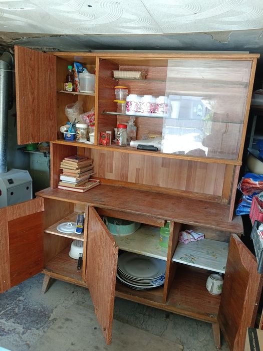 Продам мебель в хорошем состоянии.