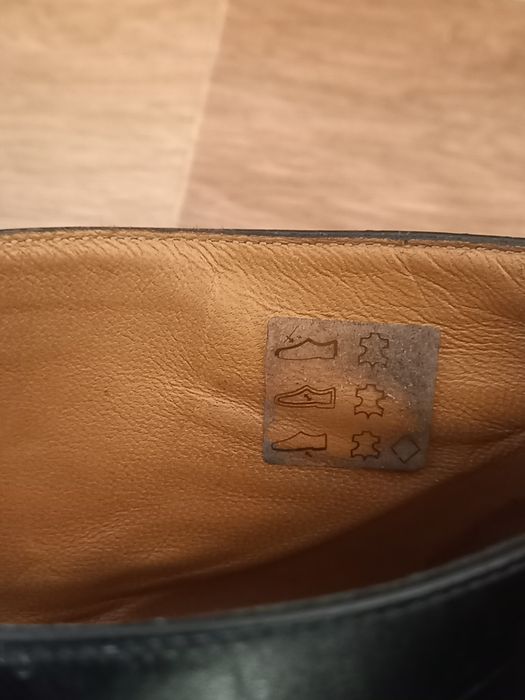 Продам мужские туфли