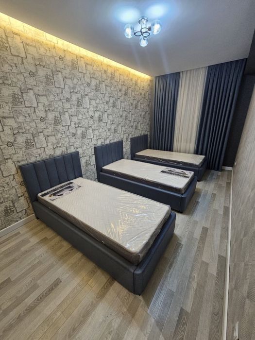 Sifatli krovat va ortopedik matraslari bilan sotuvda