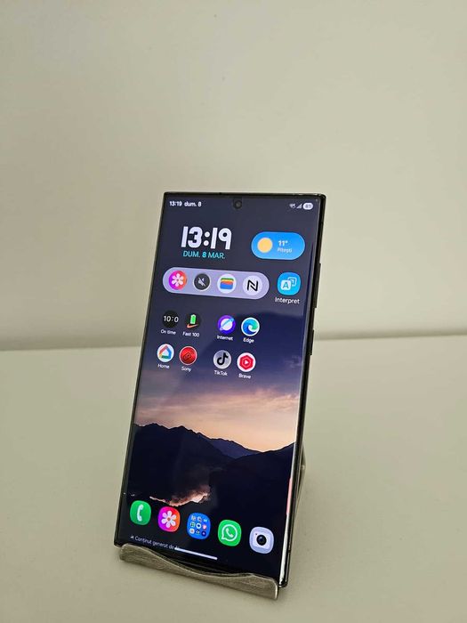 Samsung Galaxy S23 Ultra, 256gb stocare, 8gb RAM