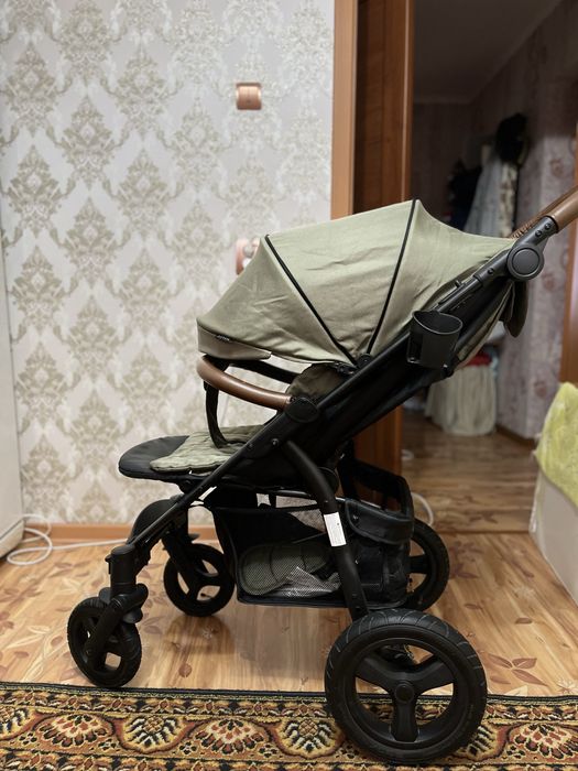 Коляска Tomix