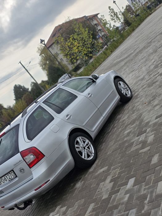 SKODA Octavia 2012 — imagine 3