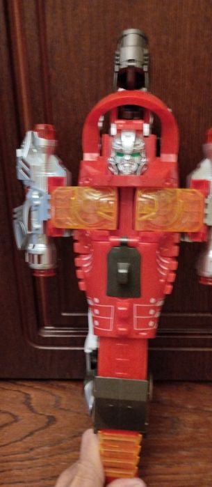 Бластер - трансформер Динобот.