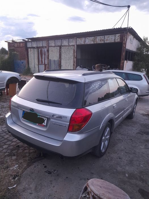 Subaru Outback 2.5i
