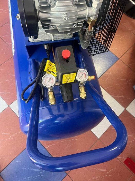 Компресор за Въздух 200 Литра Професионален, Дебит 525 л/мин