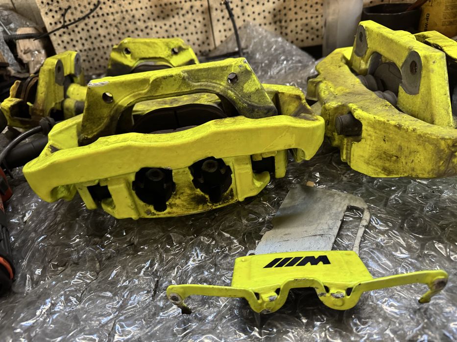 Спирачни апарати от М5 Е60