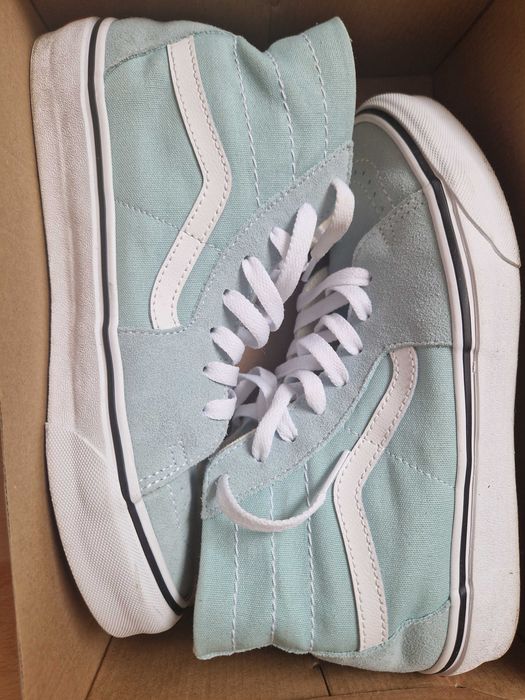 Дамски кецове Vans