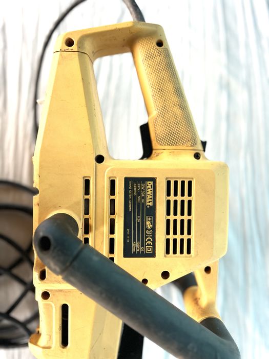 Scule profesionale DeWalt / Milwaukee / Hitachi