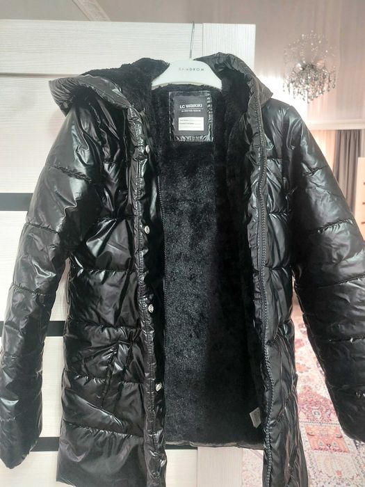 Продам куртка для девочек