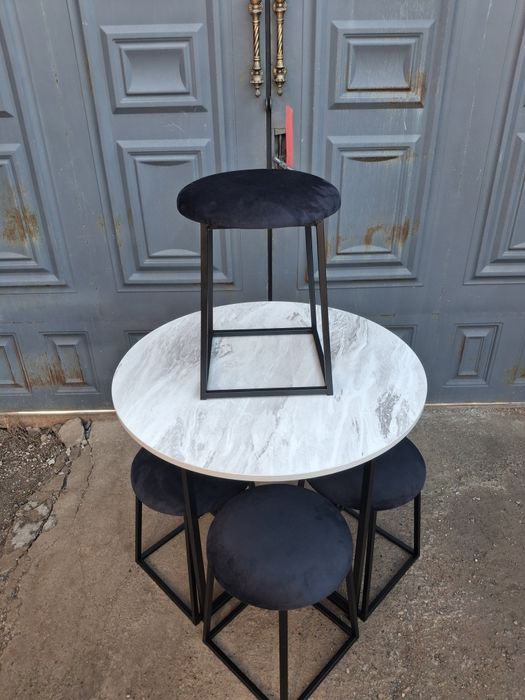 Stol stul oshxona uchun tayyori bor