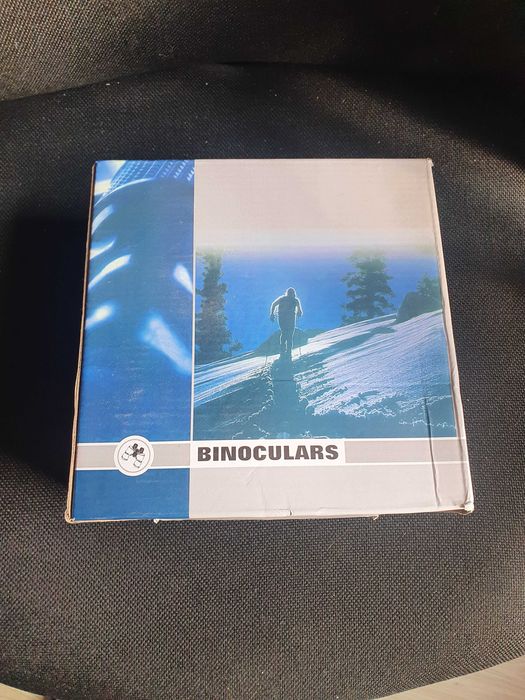 Vand binoclu profesional 10x50