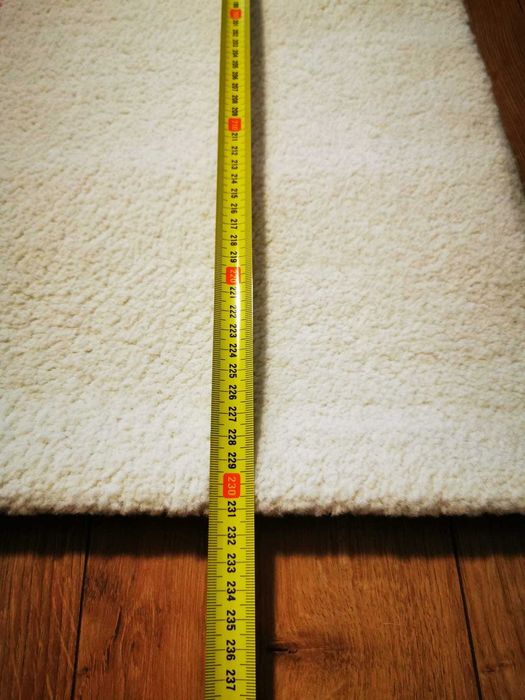 Corvor model deosebit  157 x 230