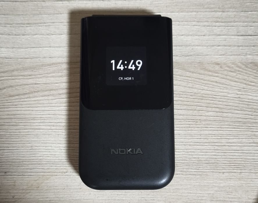 Продам Nokia 2720 flip классный телефон 4G