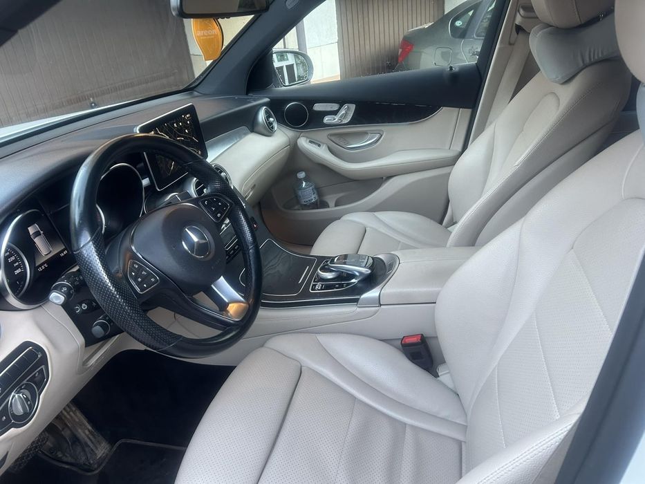 Мерцедес GLC 300 4 matic