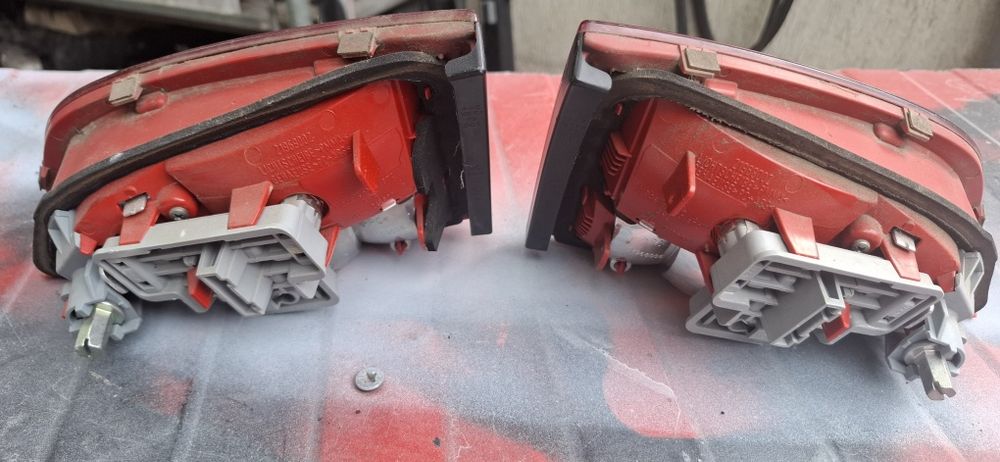 Set stopuri hayon audi a4 b8 combi