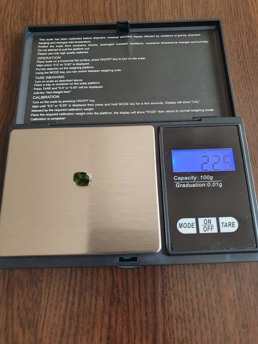 Pietre pretioase - Turmalina naturala verde 2.25ct