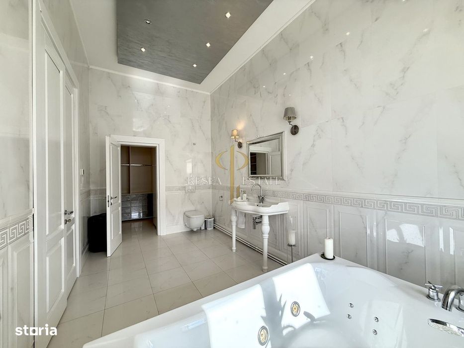 Apartament 3 camere în vecinătatea Parcului Poporului–Cladire Istorica