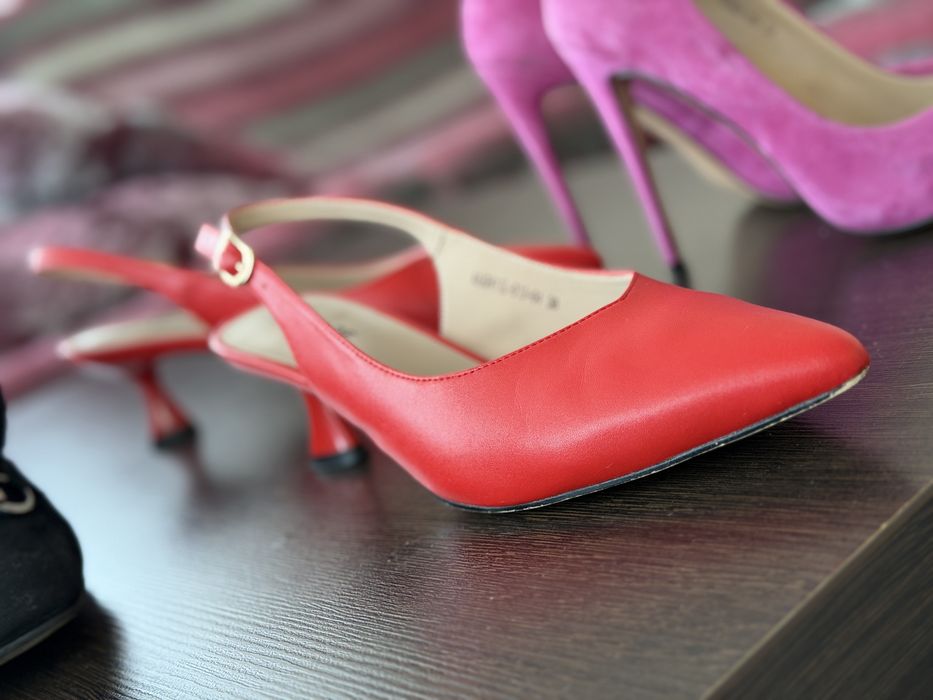 Туфли экокожа 37,5-38 рр