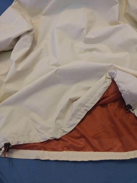 Непромокаемо ветроустойчиво яке с качулка Levi's