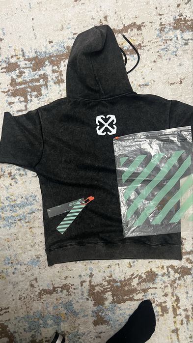off white худи M size