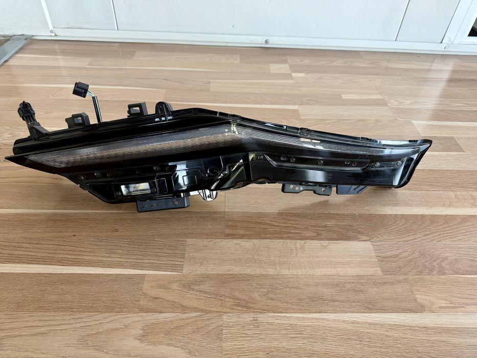 Nissan Ariya LED W5752 ляв 21+