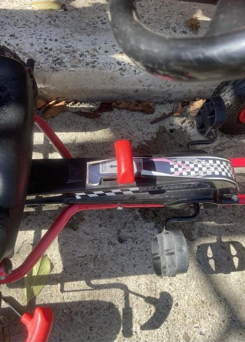 Vand CART ,copii cu vârsta între 6 si 9 ani