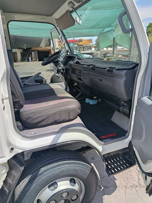 Isuzu NPR 5 tonnalik