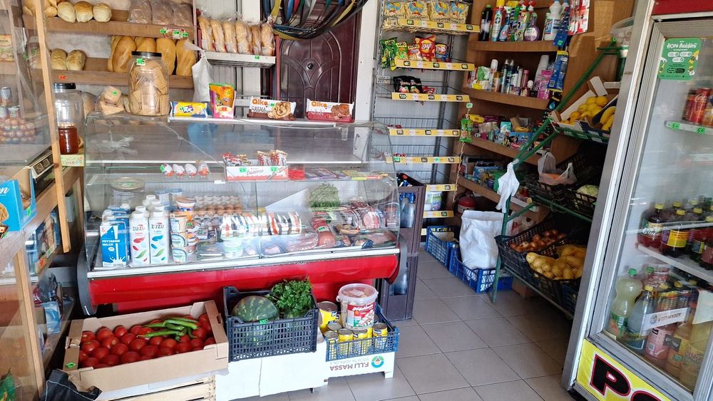 Vând lada frigorifica pentru mezeluri