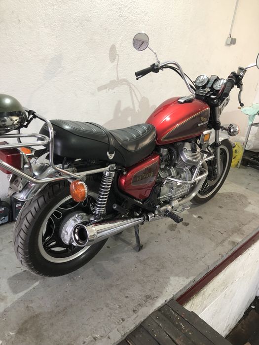 Продавам мотоциклет Honda CX 500