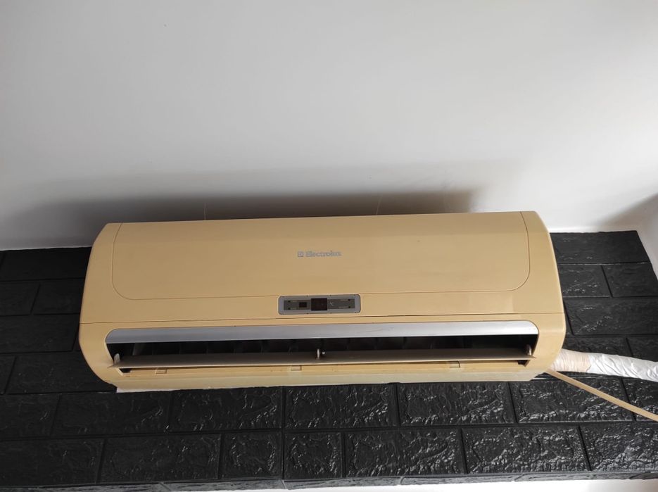 Aer condiționat ELECTROLUX fix split