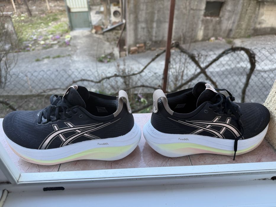 Оригинални ASICS PureGEL . Носени 1 път запазени са много !
