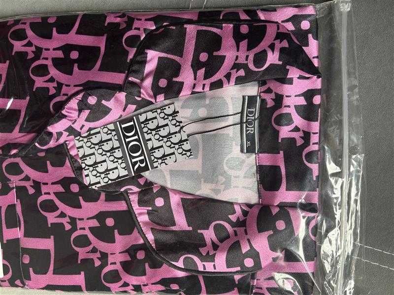 Дамски сатенени пижами