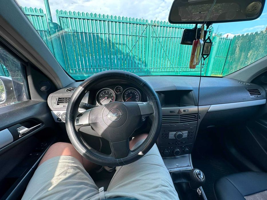 OPEL Astra 2005 — imagine 5