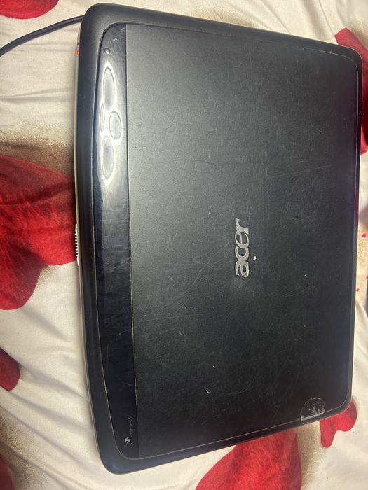 Vand laptopuri  perfect functionale