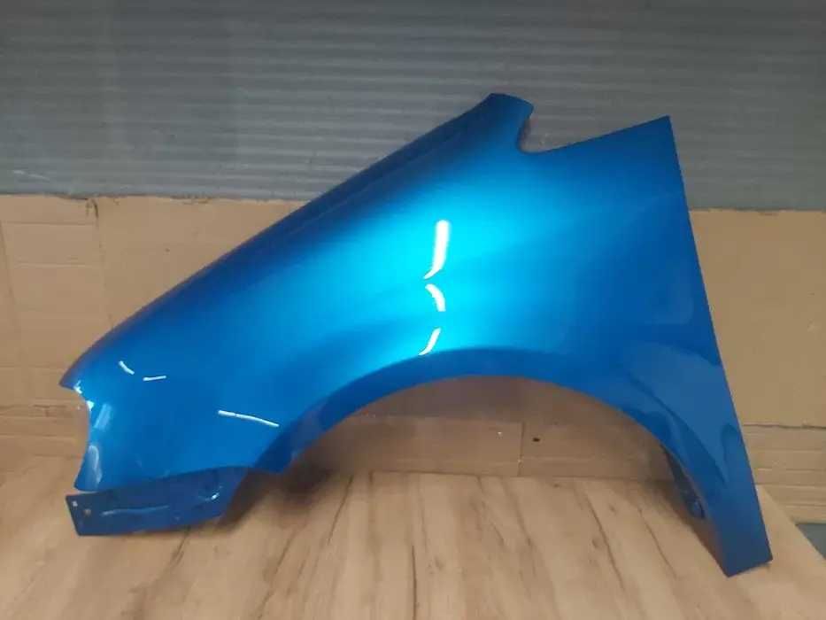 Aripa Fata Stanga VW Touran An 2003-2006 (LA5X (Albastru))
