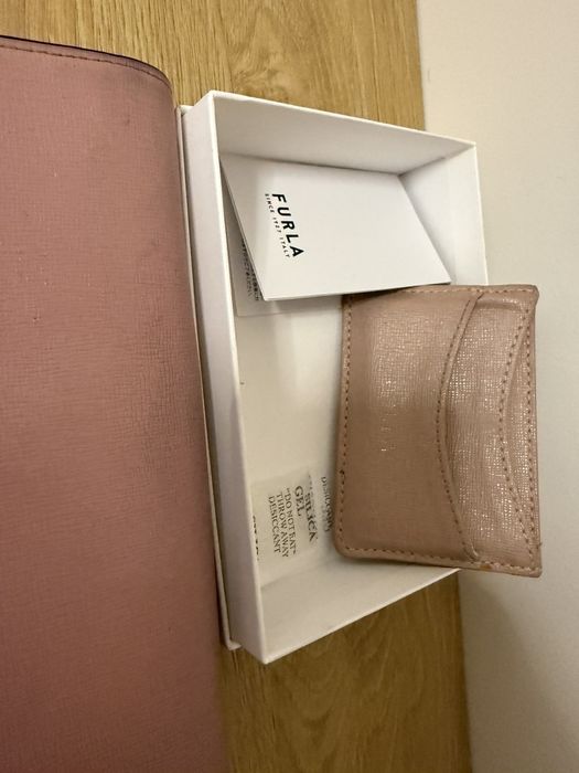 Портфейл +картодържател-Furla