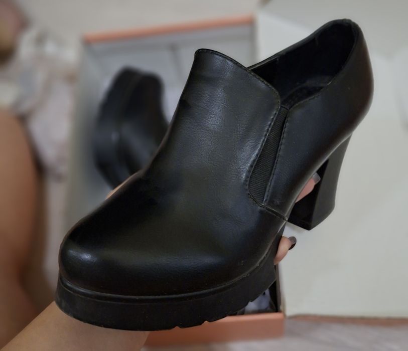 продам обувь женскую 39 размер