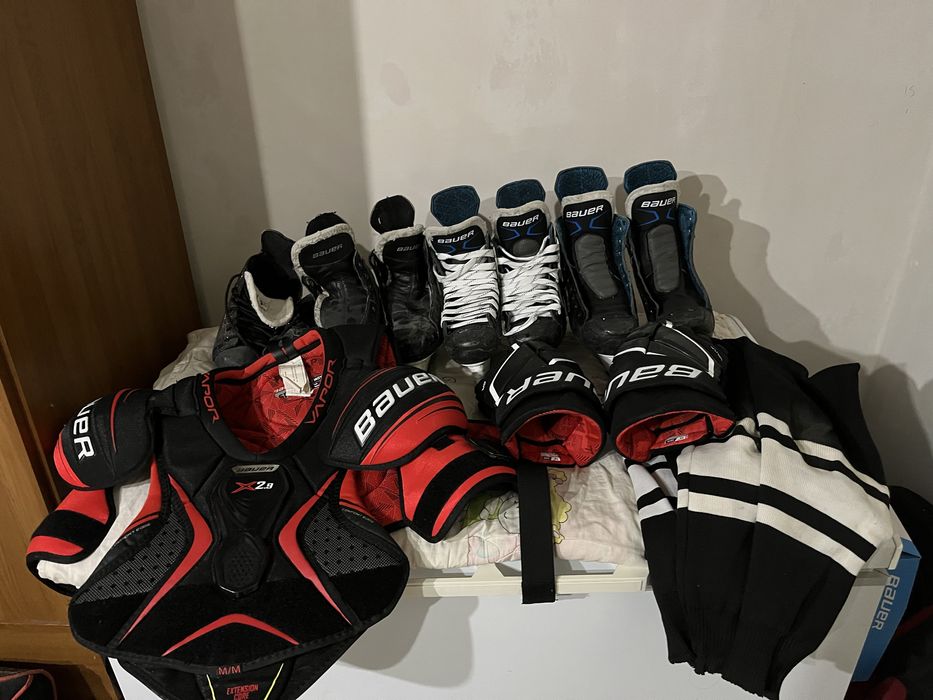 Продам хоккейную форму