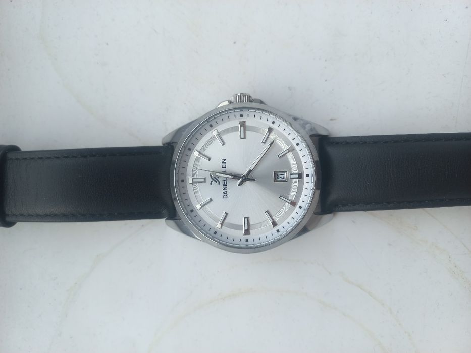 Часы DANIEL Klein