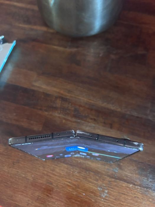 Samsung z fold 4