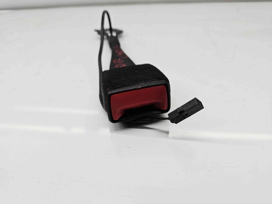 Capsa centura dreapta fata Audi A4 (8W2, B9) [Fabr 2015-2023] 4M08577