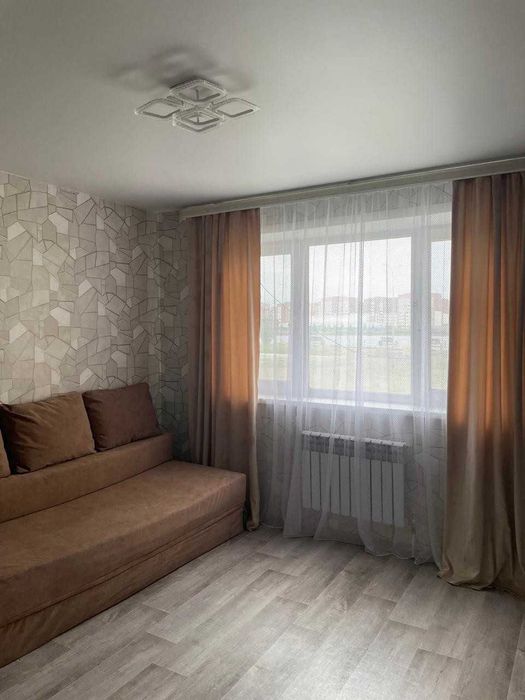 Продам  2-ком квартиру Аэропорт