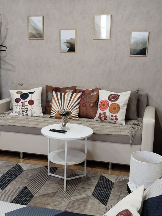 в центре ! час , день,ночь, сутки