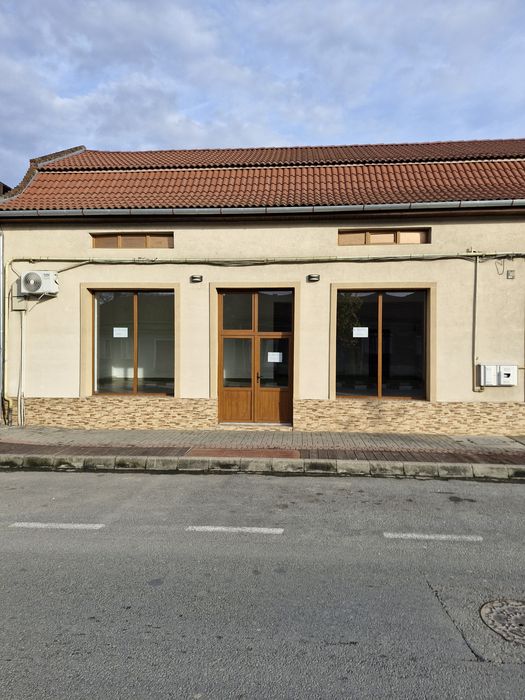 Spatiu de inchiriat
