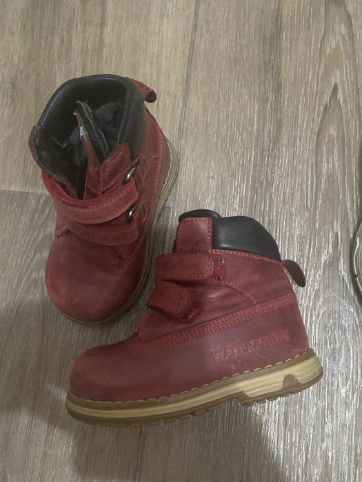 продам детский обувь